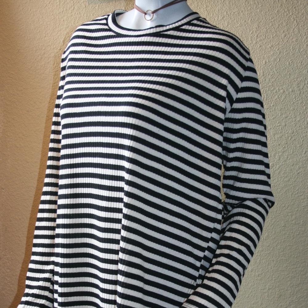 H&L long sleeve top 3XL NWT